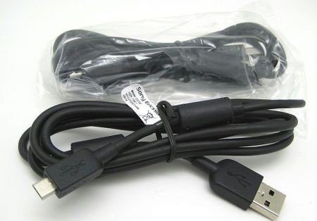 Sony ericsson EC700 Original Micro USB universal Data Cable (M-S Blister)