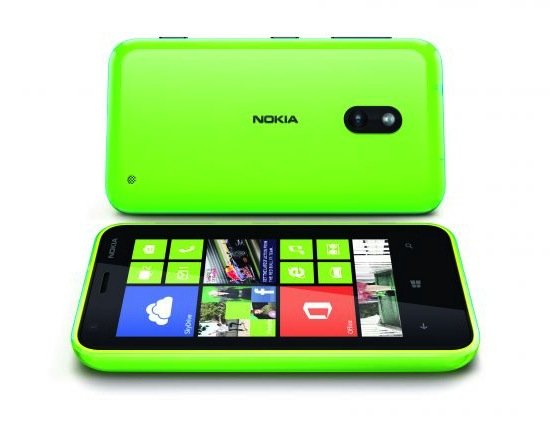 Nokia 620 Lumia Lime Green Windows Phone