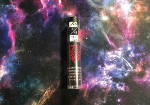 Kraken wargames Dice - Positive/Negative D6 Dice 16 mm (8 Dice in Tube)