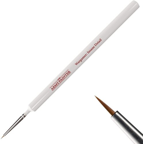 The army painter Wargamer Brush: Insane Detail